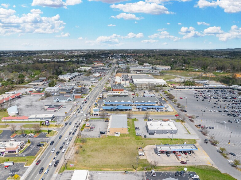 More Photos Of 770 S Jefferson Ave, Cookeville General Retail For Lease