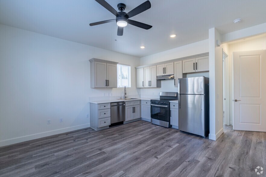 More Photos Of 542 7th St, Sparks Apartments For Sale