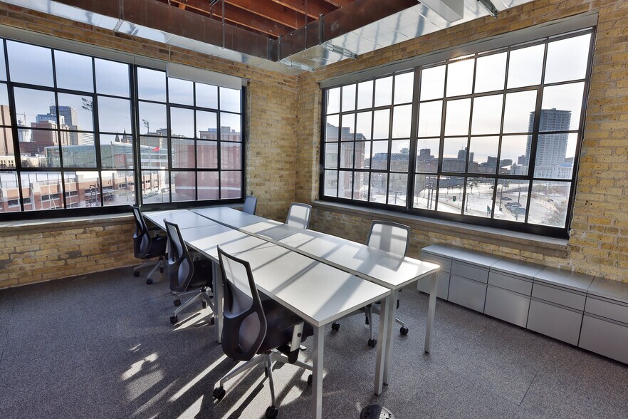 More Photos Of 1433 N Water St, Milwaukee Coworking Space