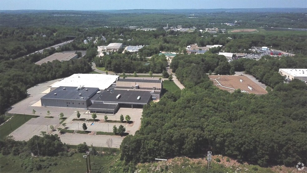 More Photos Of 5-9 Latti Farm Rd, Millbury Warehouse For Lease