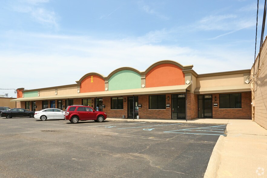 More Photos Of 28885 Plymouth Rd, Livonia Unknown For Lease