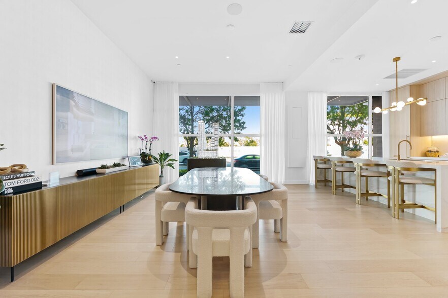 More Photos Of 315 NE 3rd Ave, Fort Lauderdale Apartments For Sale