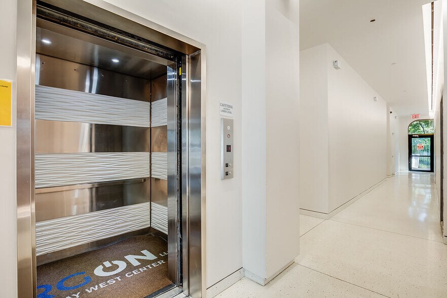 More Photos Of 1975 Linden Blvd, Elmont Medical For Lease