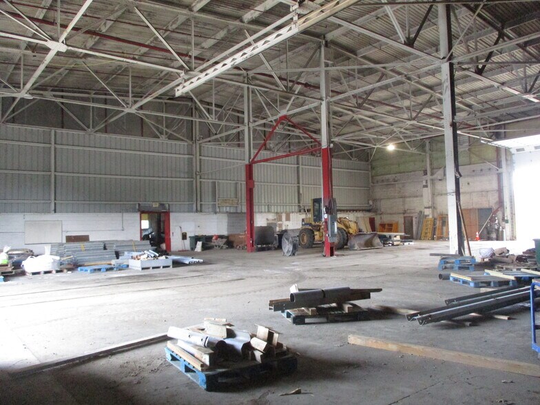 More Photos Of 580 Pangborn Blvd, Hagerstown Manufacturing For Lease