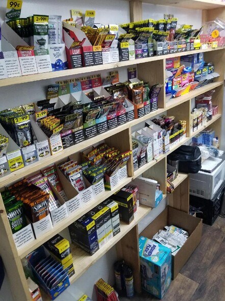 More Photos Of 1301 Griffin St, Houston Convenience Store For Sale