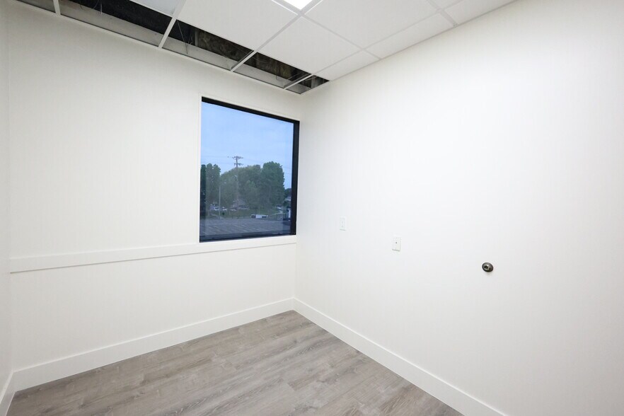 More Photos Of 1801 W Romneya Dr, Anaheim Office Residential For Lease