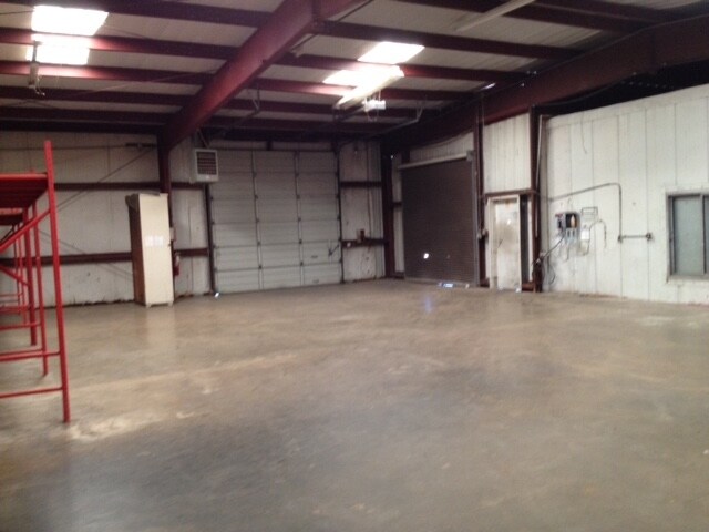 More Photos Of 1703 E Whaley St, Longview Industrial For Sale