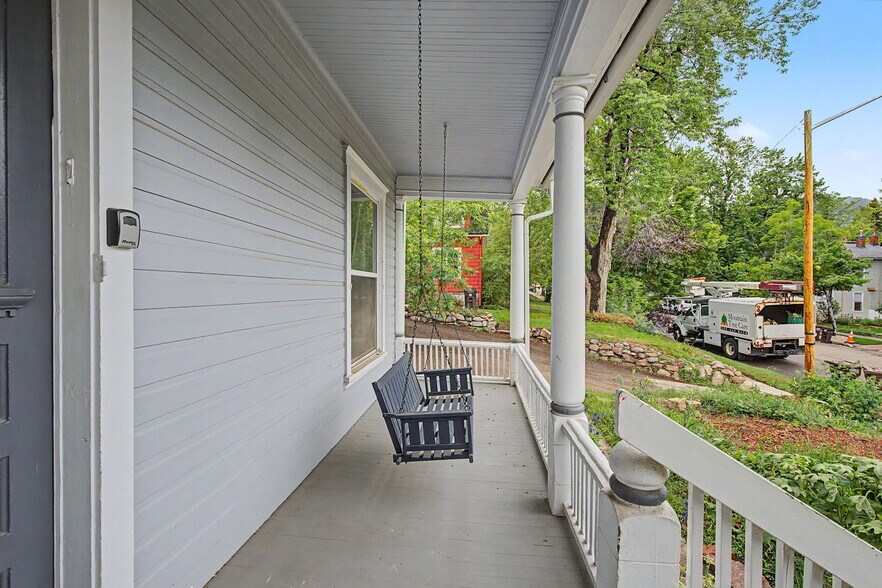 More Photos Of 1044 Maxwell Ave, Boulder Apartments For Sale