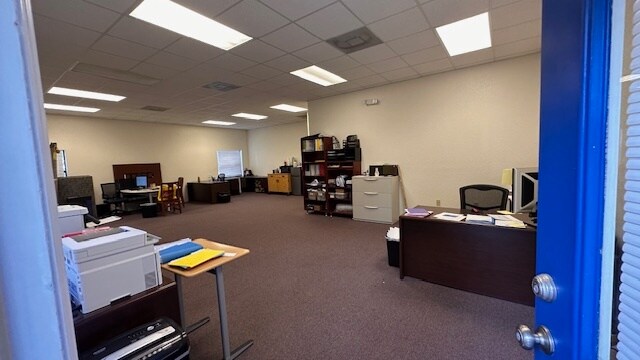 More Photos Of 221 Strawberry Oaks Dr, Orange City Light Manufacturing For Lease