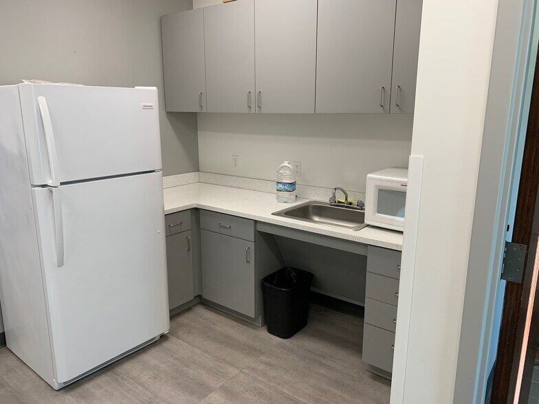 More Photos Of 5545 S. Hohman Ave, Hammond Bank For Sale