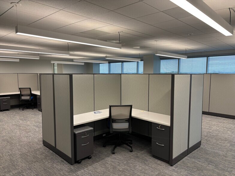 More Photos Of 21000 Atlantic Blvd, Dulles Office For Lease