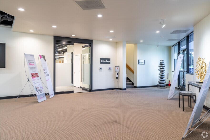 More Photos Of 2729 Bristol St, Costa Mesa Medical For Sale