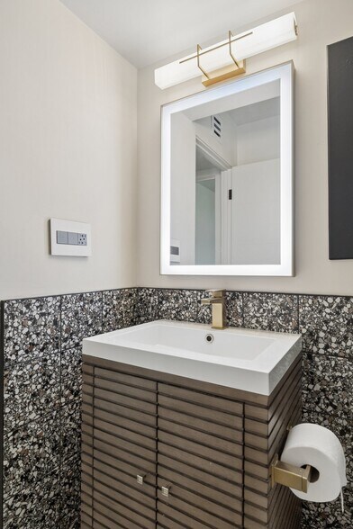 More Photos Of 5801 E Surrey Dr, Cave Creek Apartments For Sale