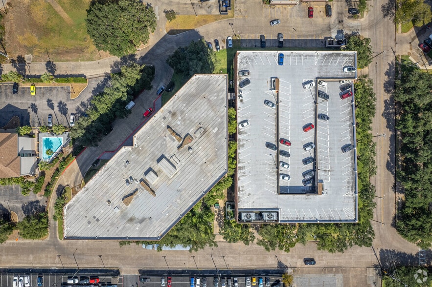 More Photos Of 6671 Southwest Fwy, Houston Office For Lease