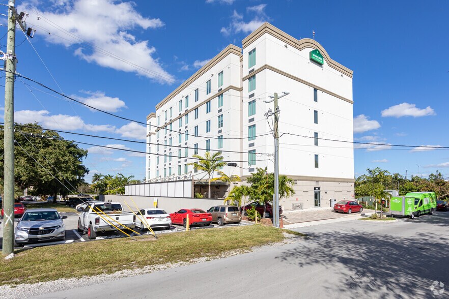 More Photos Of 3755 NW 78th Ave, Doral Hotel For Sale