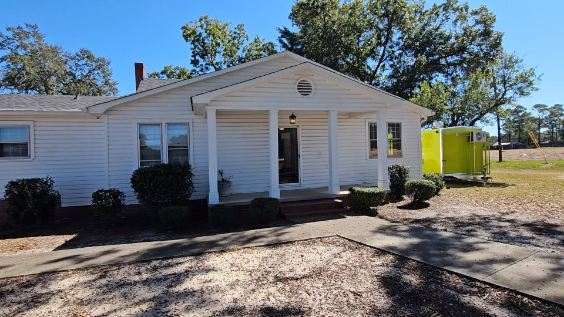 Primary Photo Of 124 Cedar Rd, Lexington Office For Lease