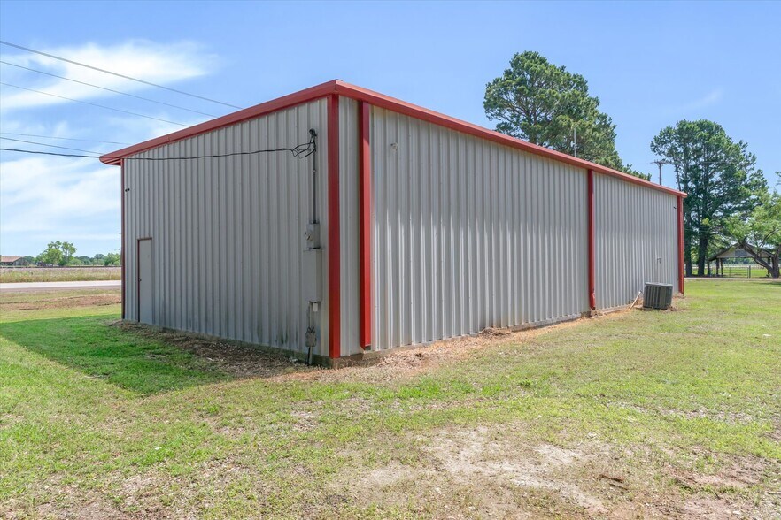 More Photos Of 9830 E US Highway 80, Terrell Industrial For Sale