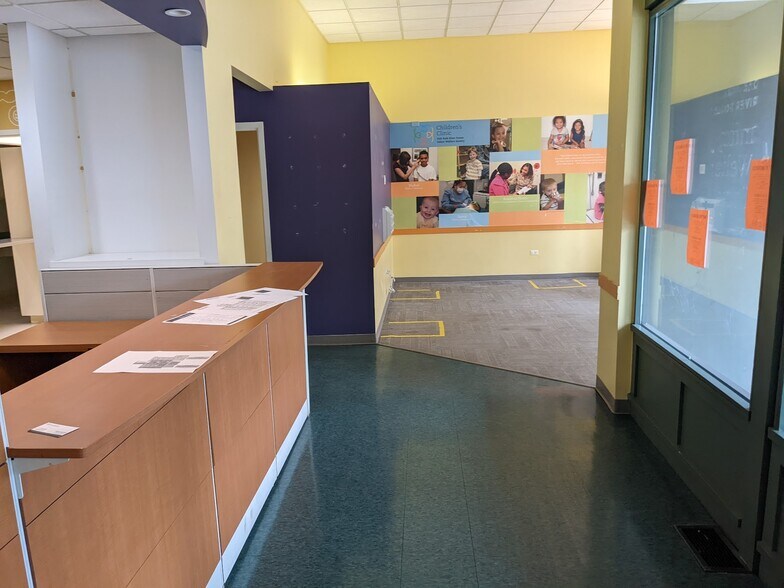 More Photos Of 316-24 Lake St, Oak Park Apartments For Lease