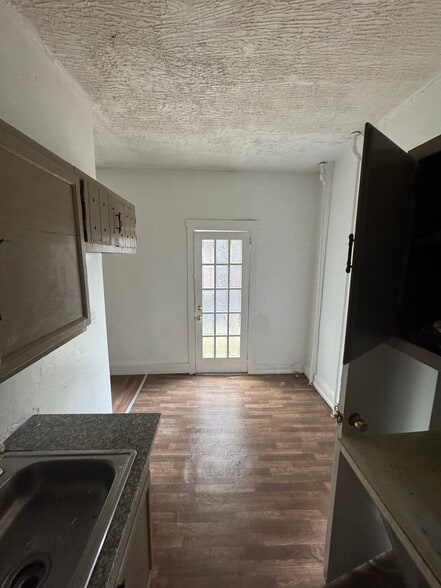 More Photos Of 238 S 5th St, Reading Apartments For Sale