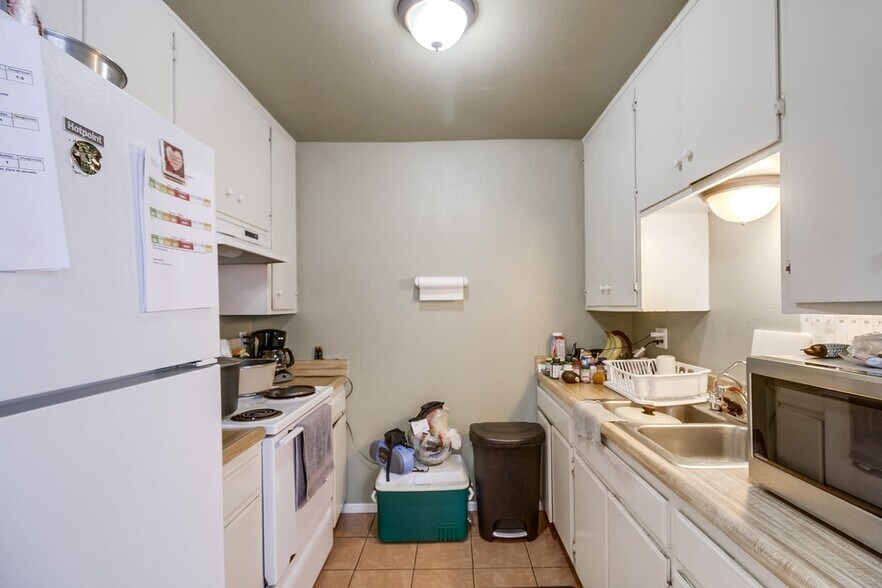 More Photos Of 1091 Calla Ave, Imperial Beach Apartments For Sale