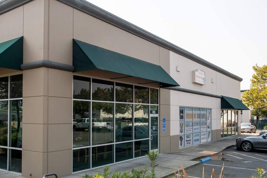 More Photos Of 4813 Auburn Blvd, Sacramento Storefront Retail Office For Sale