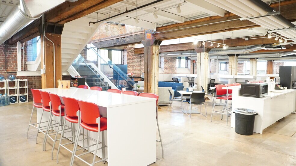 More Photos Of 29 E Reno Ave, Oklahoma City Office For Lease