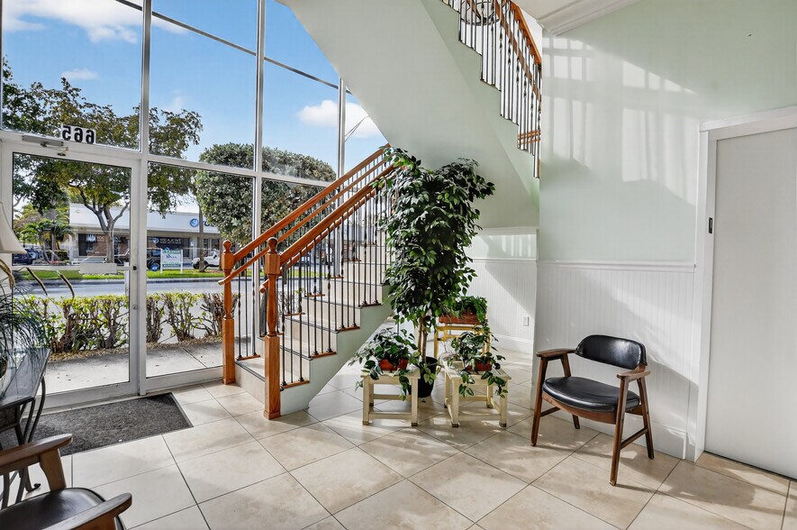 More Photos Of 665 SE 10th St, Deerfield Beach Medical For Sale