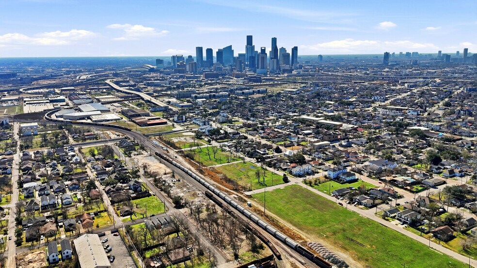 More Photos Of 2203 Semmes St, Houston Land For Sale