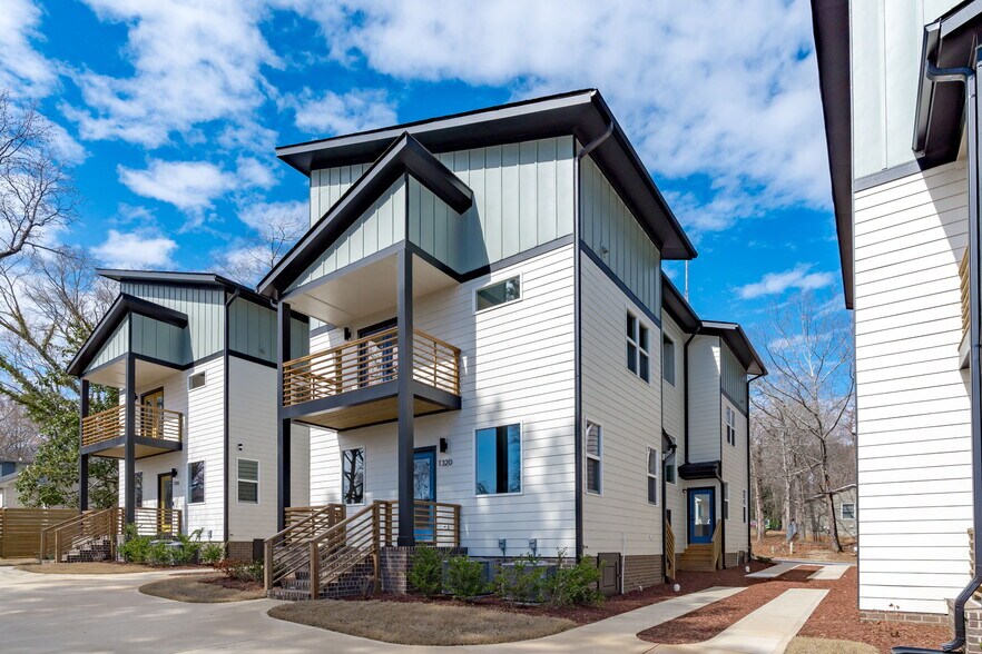 More Photos Of 1318-1322 E Lenoir St, Raleigh Apartments For Sale