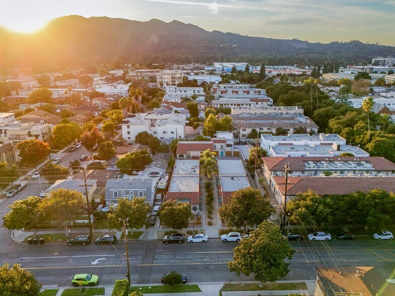 More Photos Of 615 S Columbus Ave, Glendale Apartments For Sale