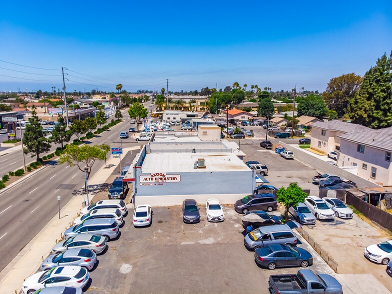 More Photos Of 8581 Garden Grove Blvd, Garden Grove Freestanding For Sale