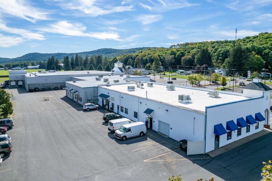 More Photos Of 5-19 Commons Dr, Cooperstown General Retail For Lease