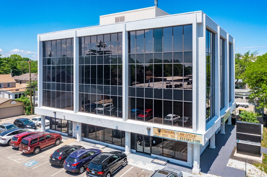 More Photos Of 6232 N Pulaski Rd, Chicago Office For Sale