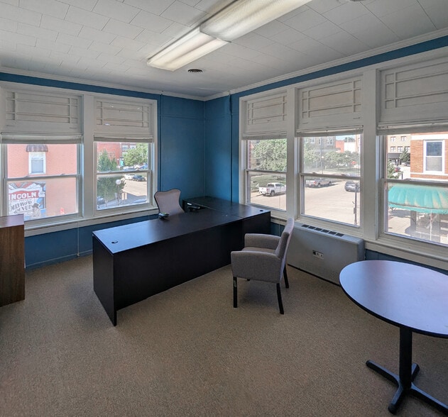 More Photos Of 701 Monroe Ave, Charleston Office For Sale