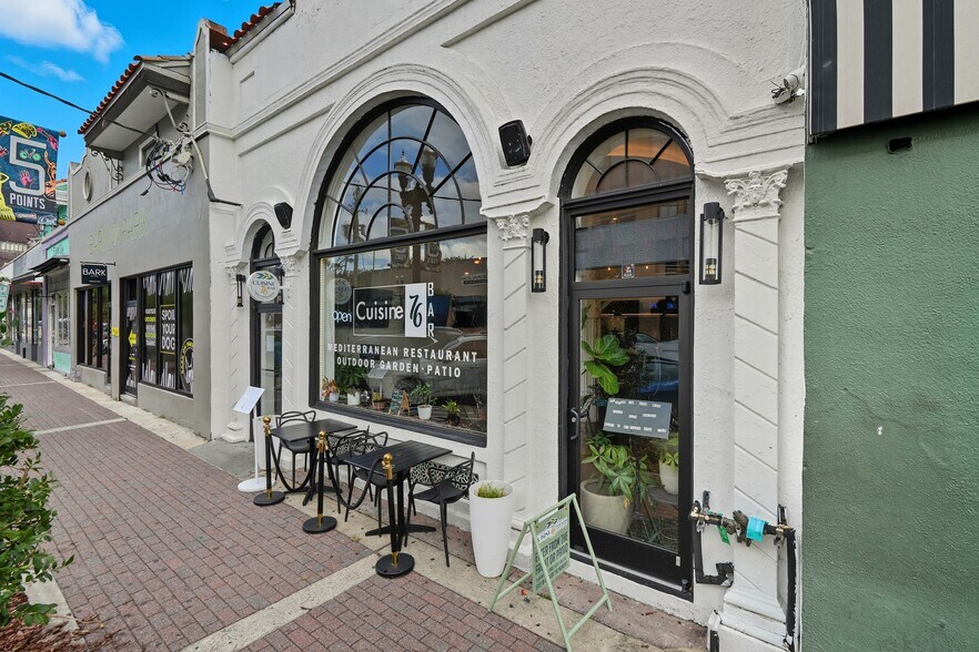 More Photos Of 1021-1029 Park St, Jacksonville Storefront For Lease
