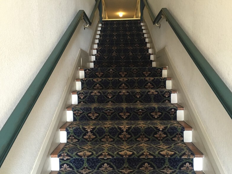 More Photos Of 120 E Pine St, Lakeland Office For Lease