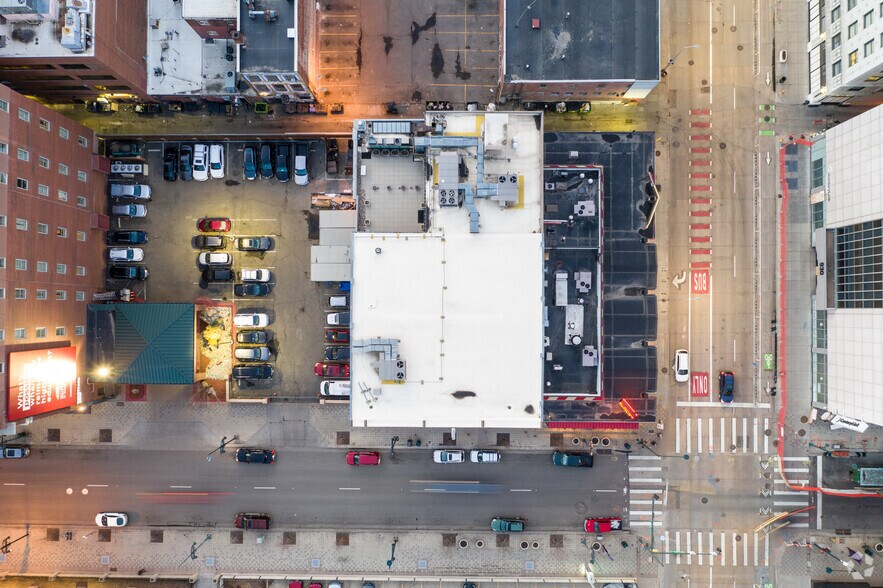 More Photos Of 1512 Curtis St, Denver Coworking Space