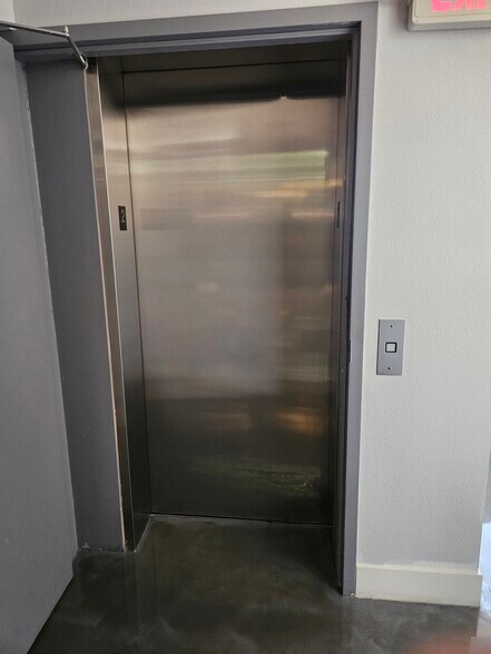 More Photos Of , Las Vegas Office For Sale