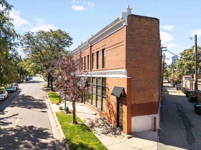 More Photos Of 2413 N Washington St, Denver Office For Sale