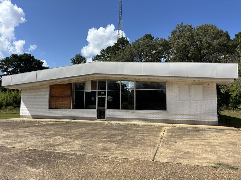 Primary Photo Of 817 US Highway 59, Atlanta Office For Sale