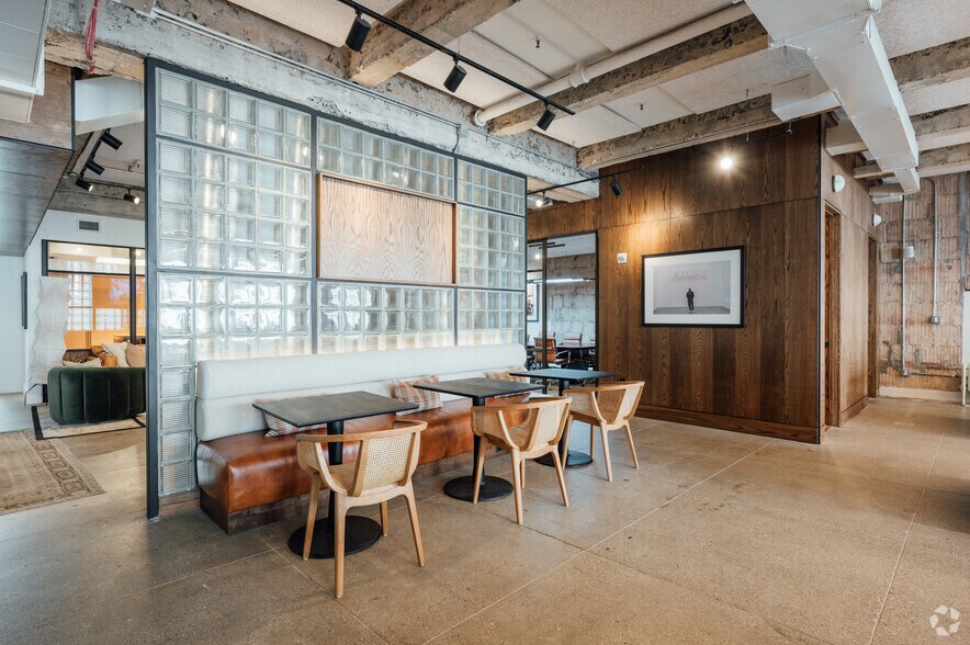 More Photos Of 373 Park Ave S, New York Office For Lease