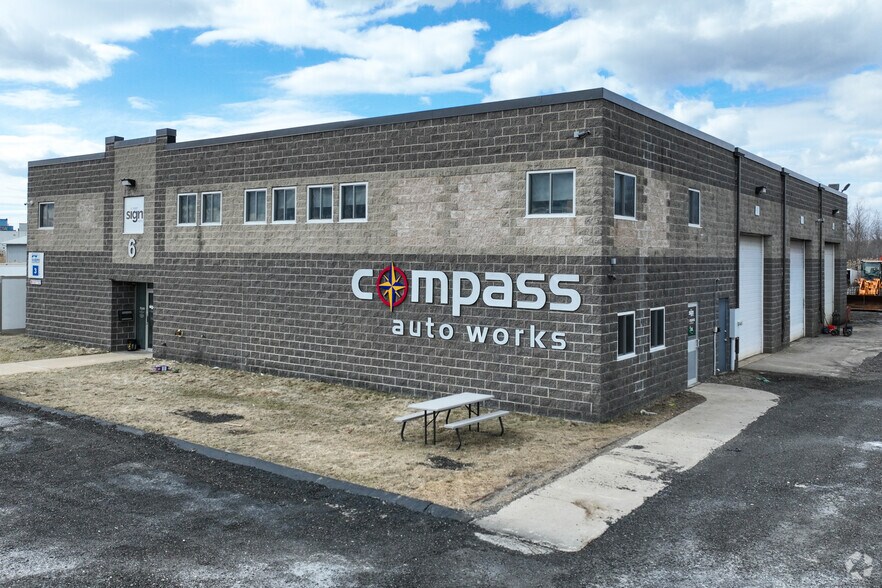 Primary Photo Of 6 New Pasture Rd, Newburyport Service For Lease