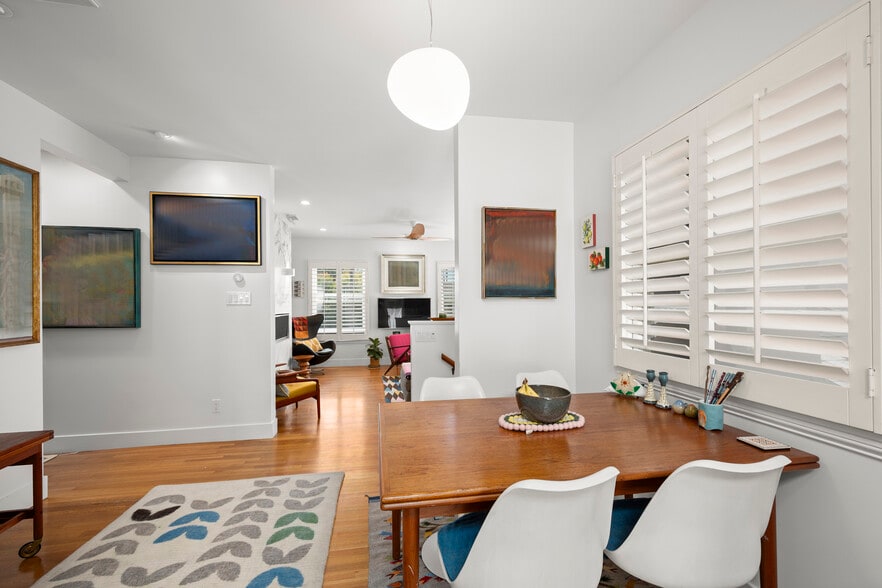 More Photos Of 112-20 E Redwood St, San Diego Apartments For Sale