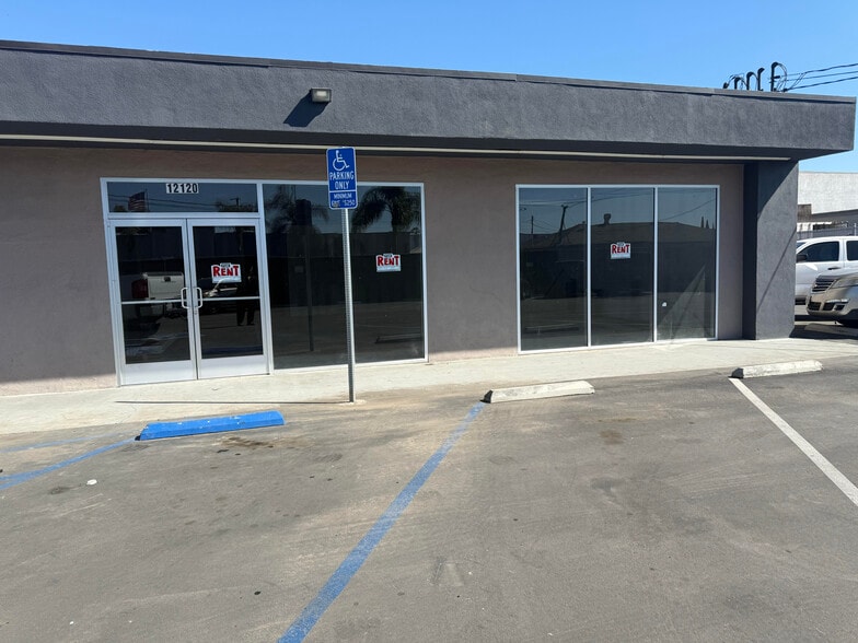 Primary Photo Of 12112-12122 Centralia Rd, Hawaiian Gardens Freestanding For Lease