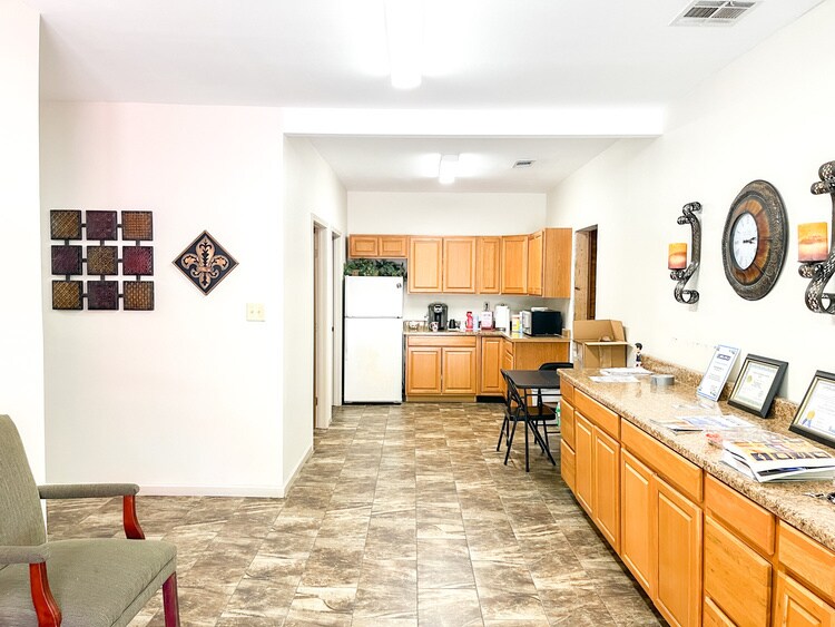 More Photos Of 11950 Richcroft Ave, Baton Rouge Warehouse For Sale