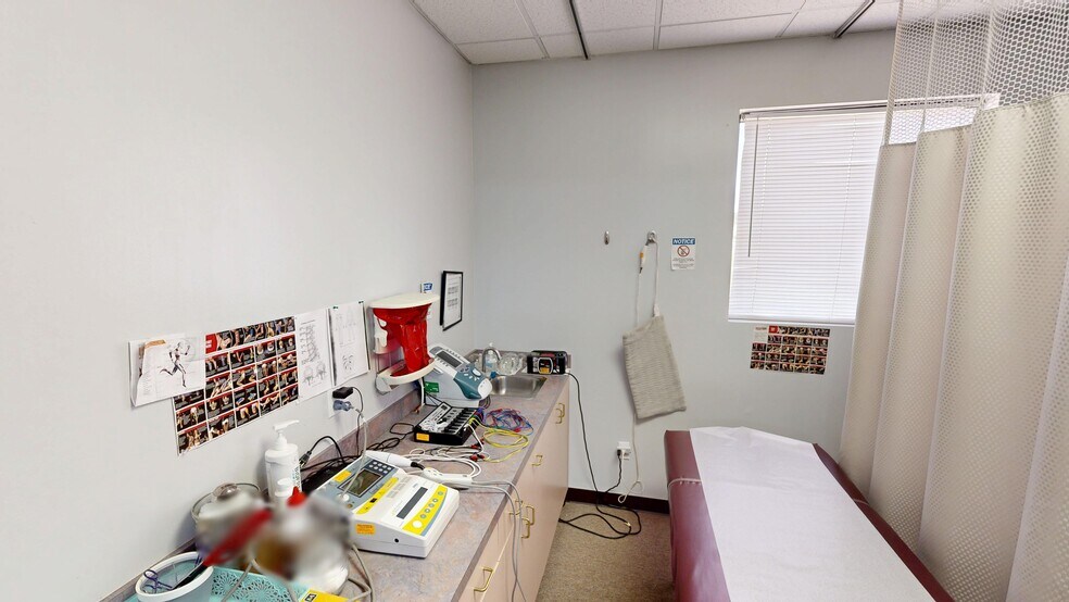 More Photos Of 8809 Commodity Cir, Orlando Medical For Lease