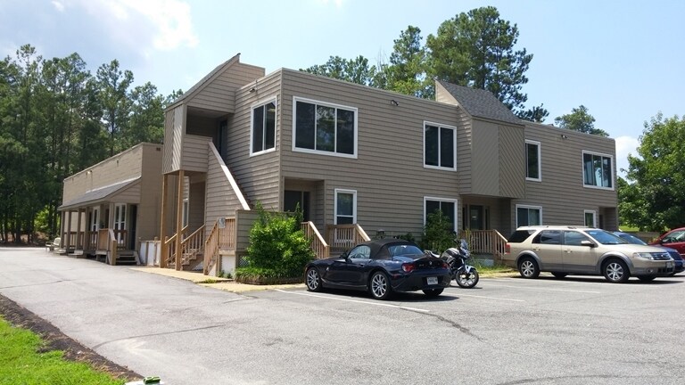 More Photos Of 13541 E Boundary Rd, Midlothian Office For Sale