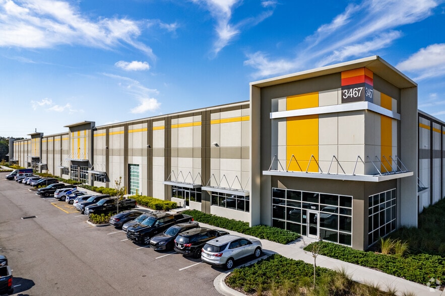 More Photos Of 3467 Wd Judge Dr, Orlando Warehouse For Lease