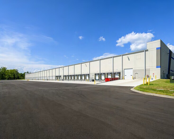 More Photos Of Pawnook Farm Rd, Lenoir City Unknown For Lease