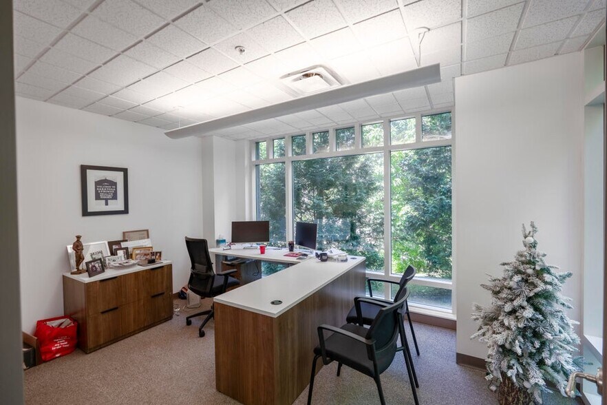 More Photos Of 262-268 Broadway, Saratoga Springs Office Residential For Sale